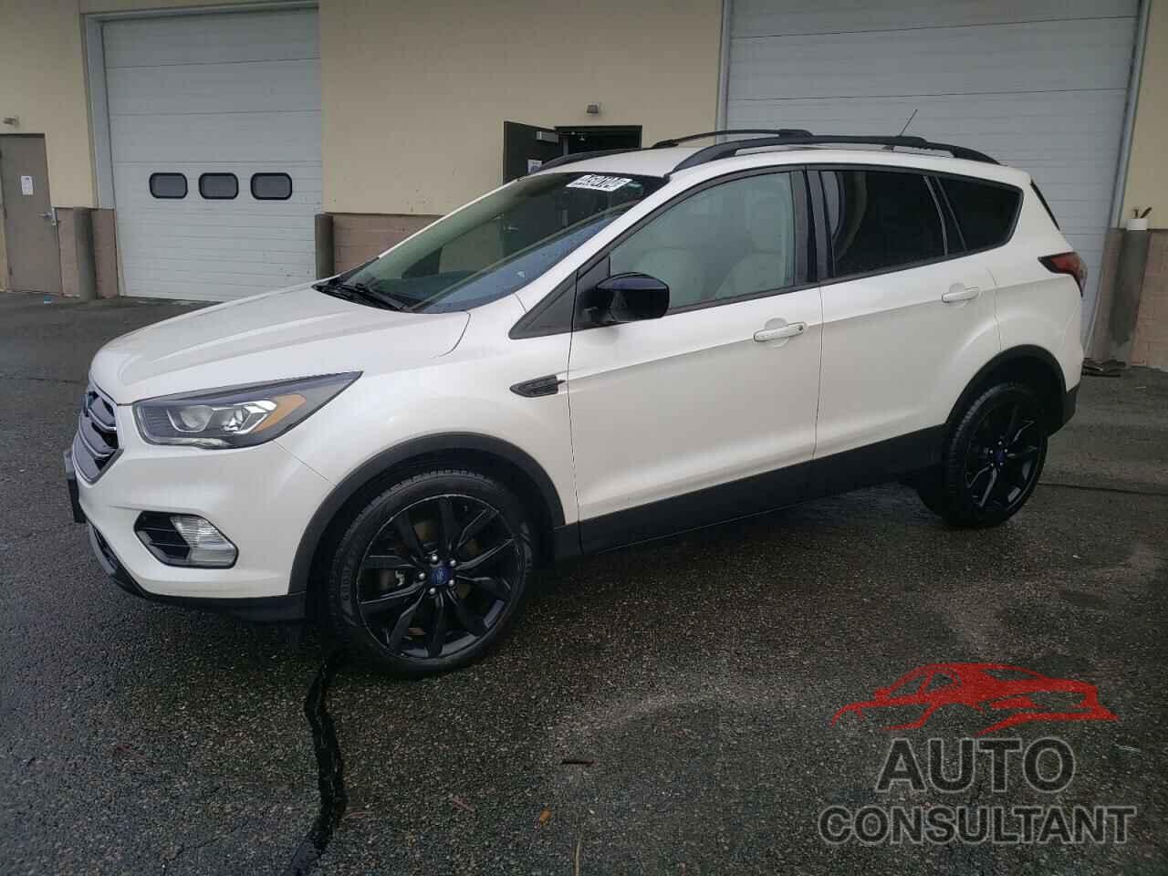 FORD ESCAPE 2018 - 1FMCU9HD1JUC72785