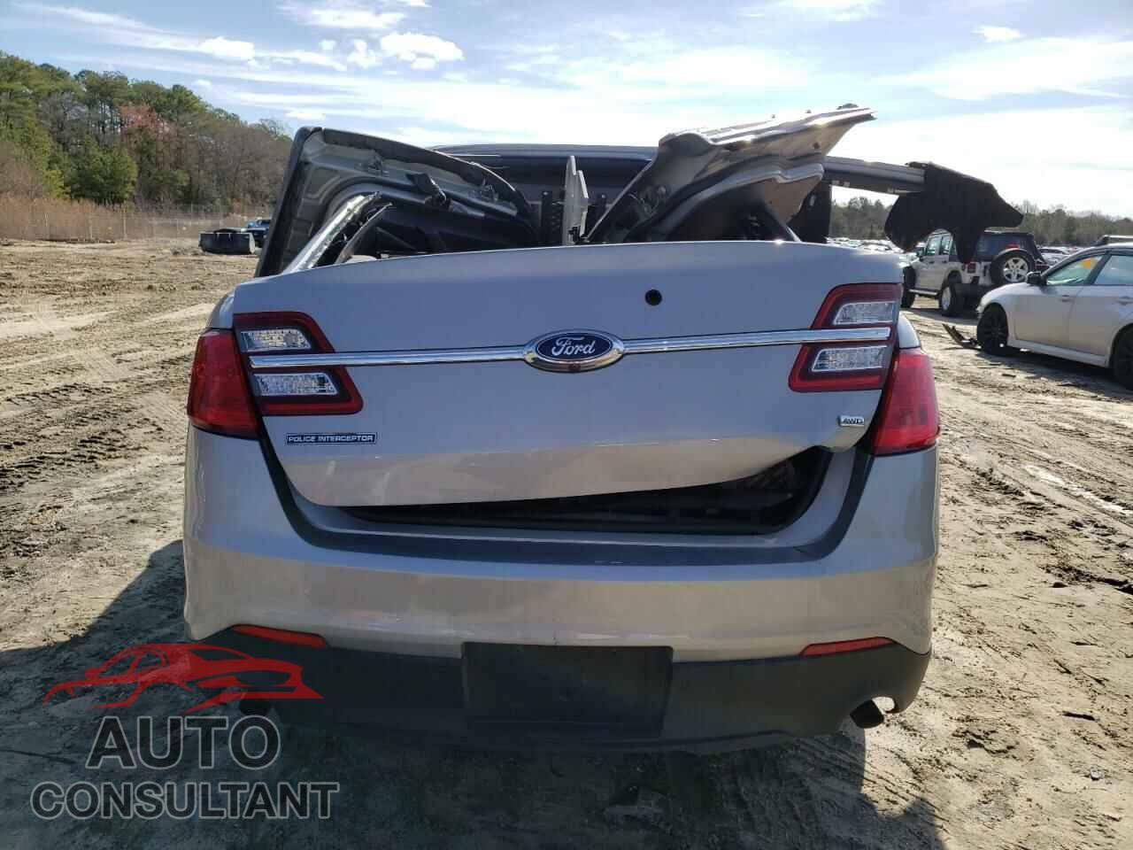 FORD TAURUS 2017 - 1FAHP2MK2HG143613