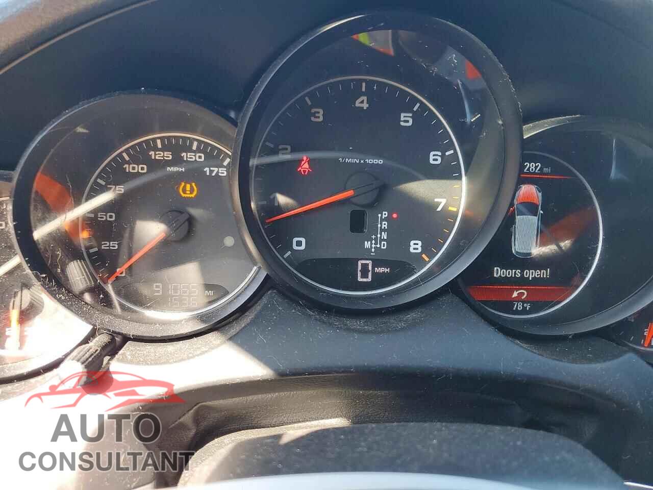PORSCHE CAYENNE 2014 - WP1AA2A23ELA08840