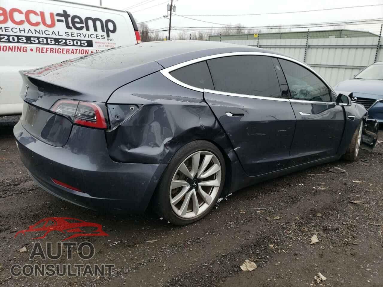 TESLA MODEL 3 2018 - 5YJ3E1EB7JF087364