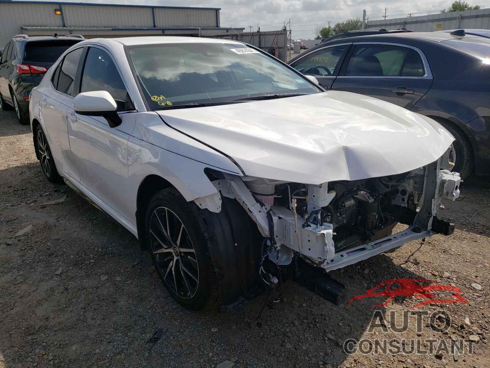 TOYOTA CAMRY 2021 - 4T1G11AK7MU526878