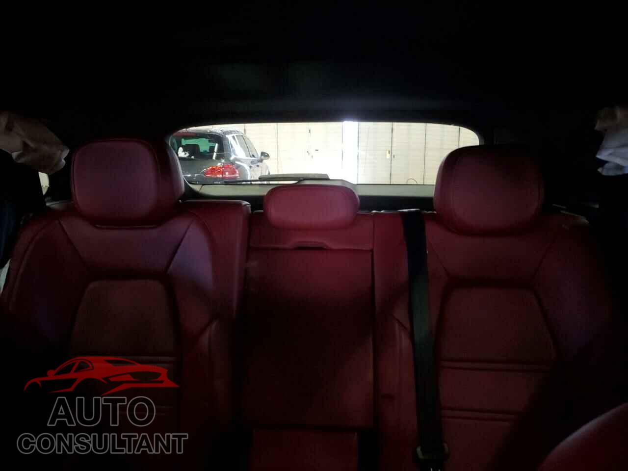 PORSCHE CAYENNE 2021 - WP1AB2AY3MDA27205