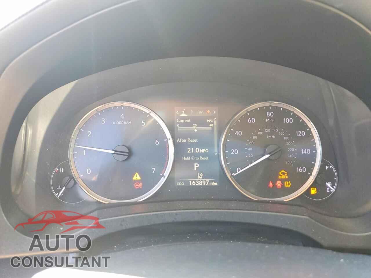 LEXUS IS 2017 - JTHBA1D28H5045112