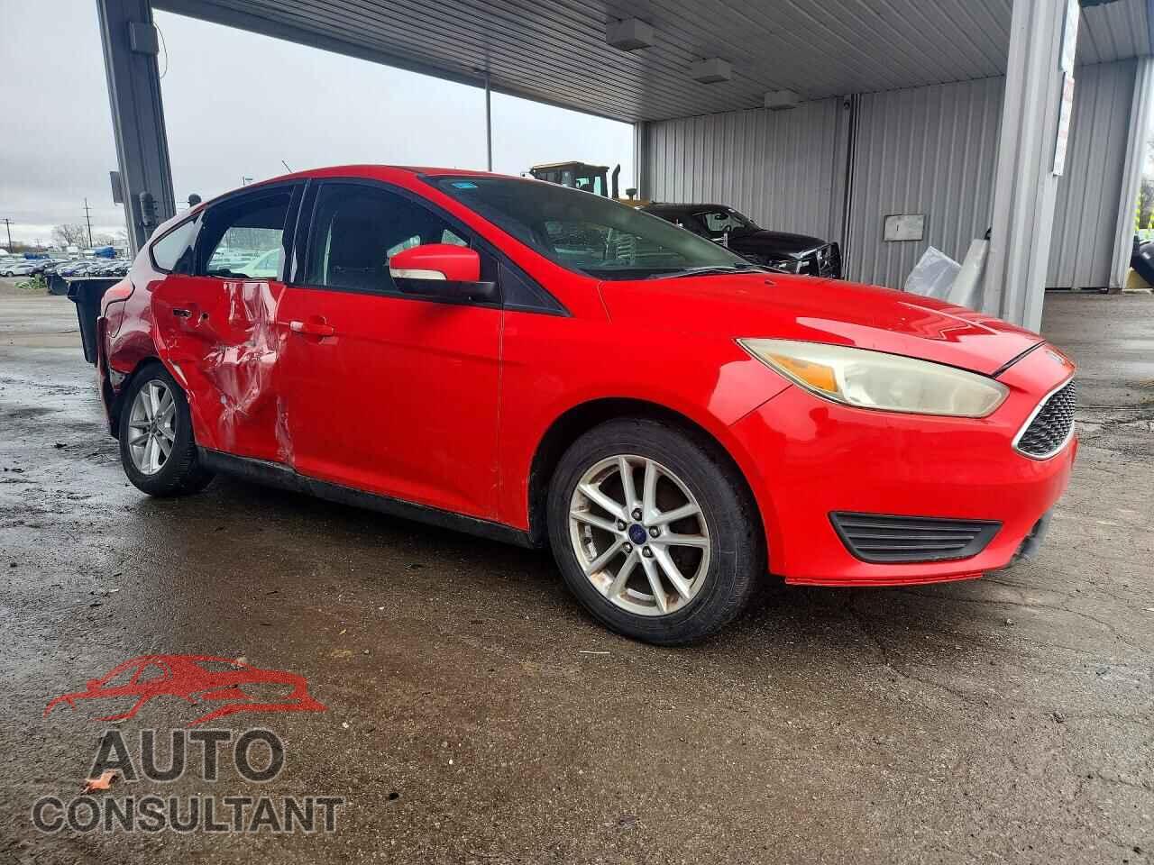 FORD FOCUS 2015 - 1FADP3K21FL277170