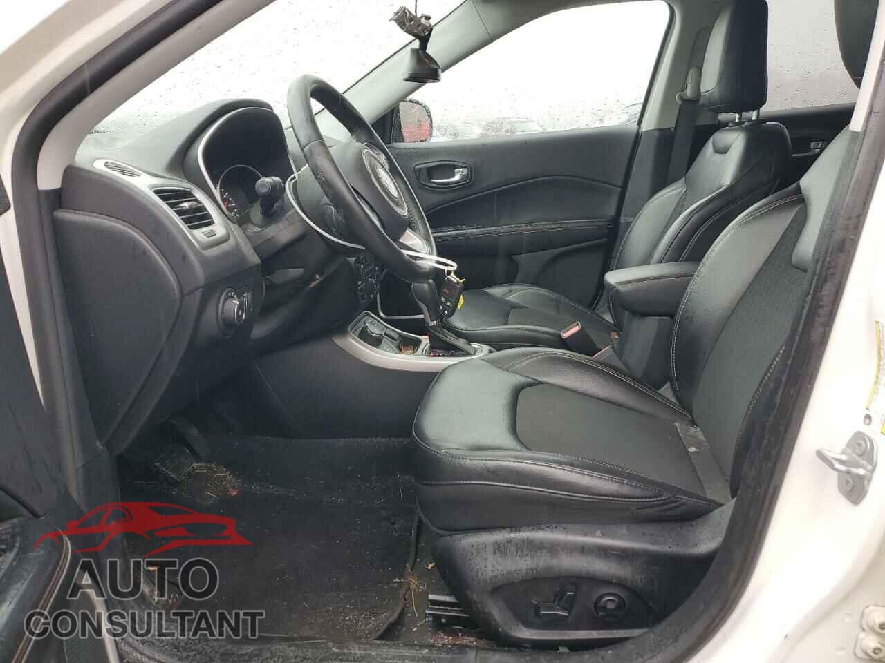 JEEP COMPASS 2018 - 3C4NJDBB3JT315906