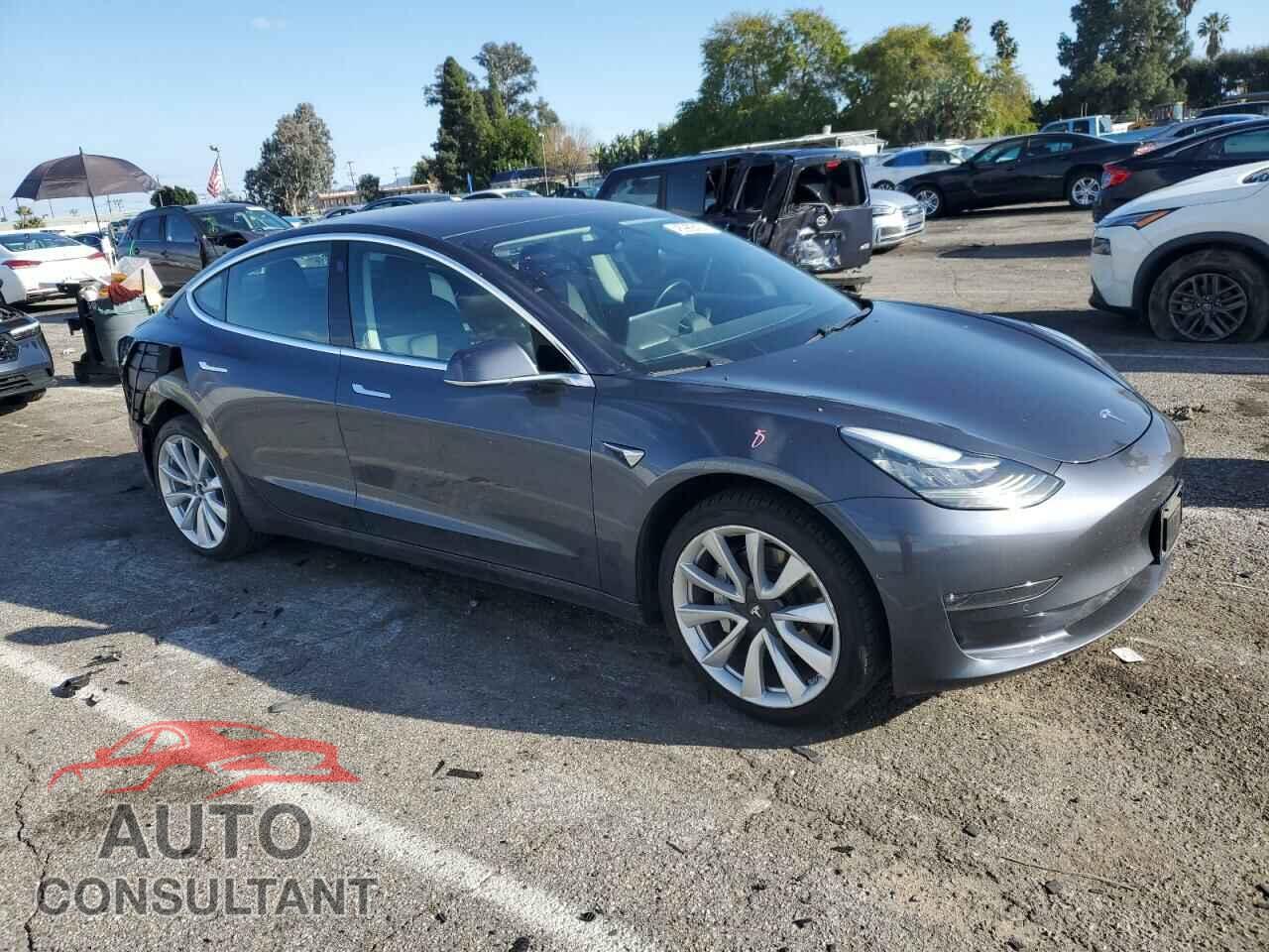 TESLA MODEL 3 2018 - 5YJ3E1EAXJF020104