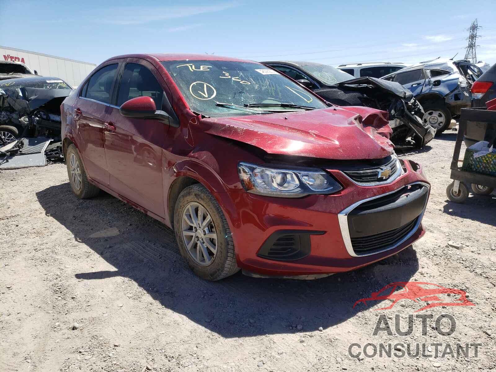 CHEVROLET SONIC 2018 - 1G1JD5SH9J4104840