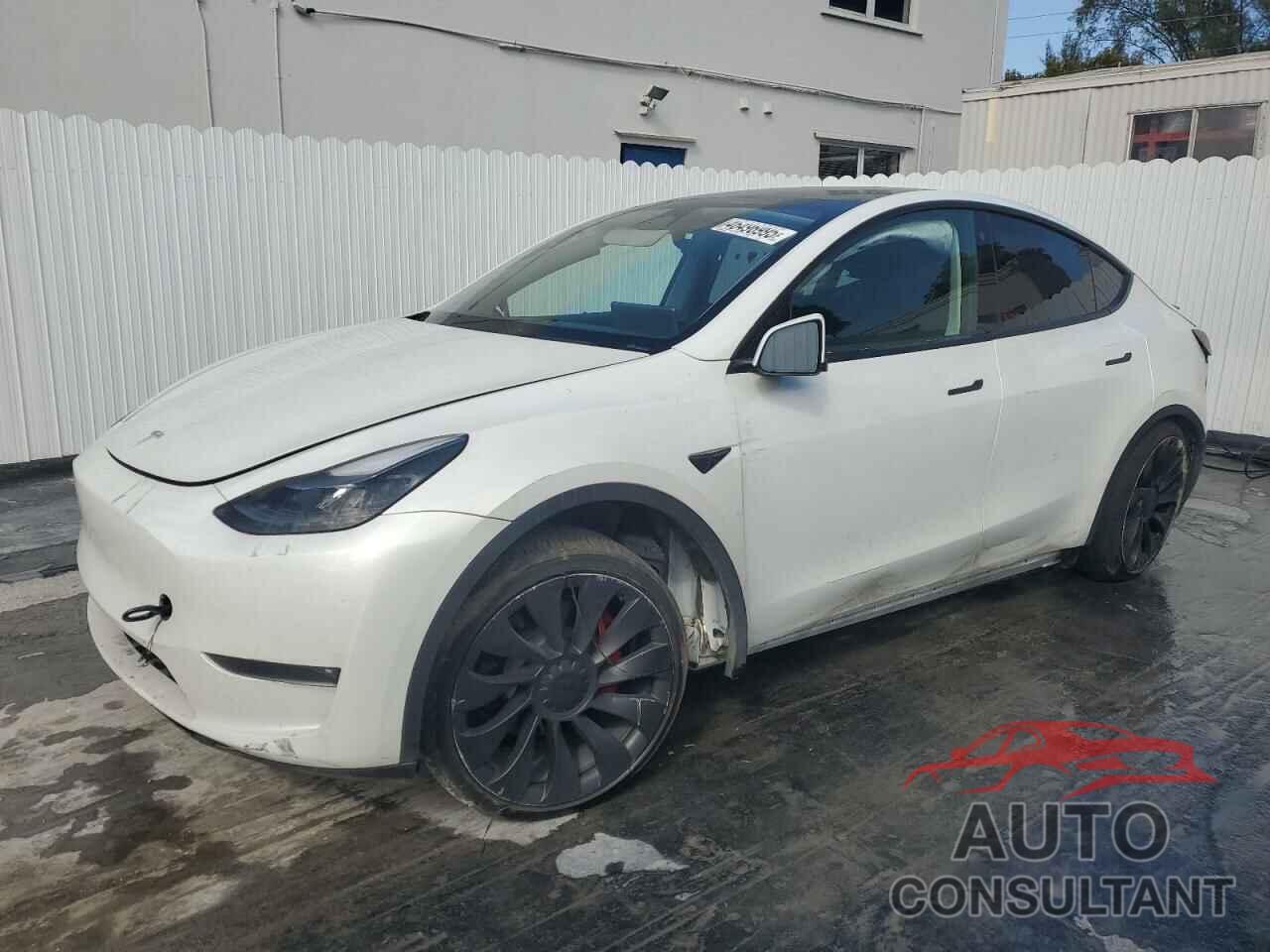 TESLA MODEL Y 2023 - 7SAYGDEF8PF595178