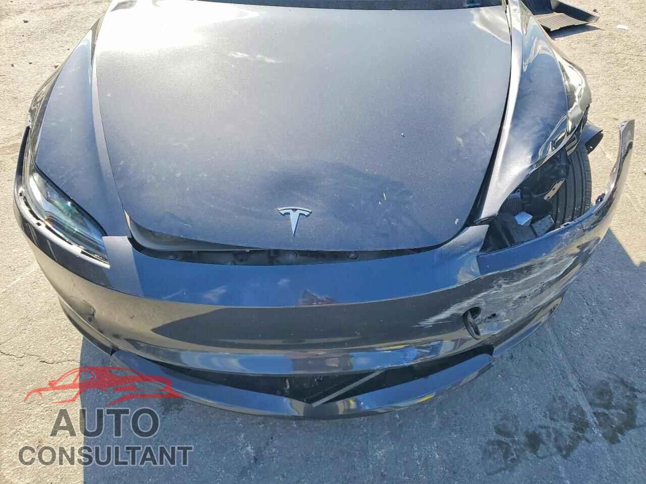 TESLA MODEL 3 2025 - 5YJ3E1EA2SF904135