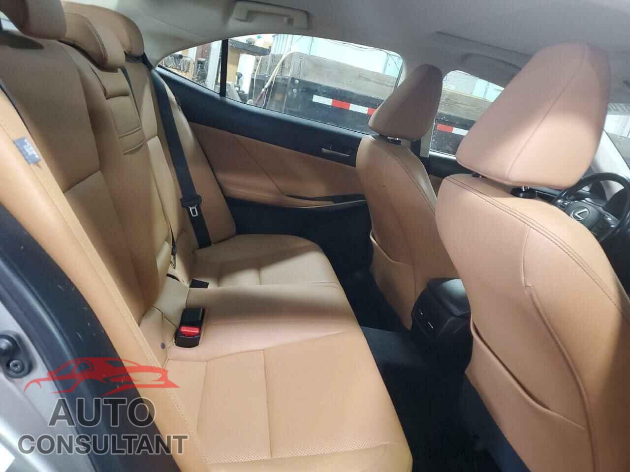 LEXUS IS 2017 - JTHCM1D28H5021503