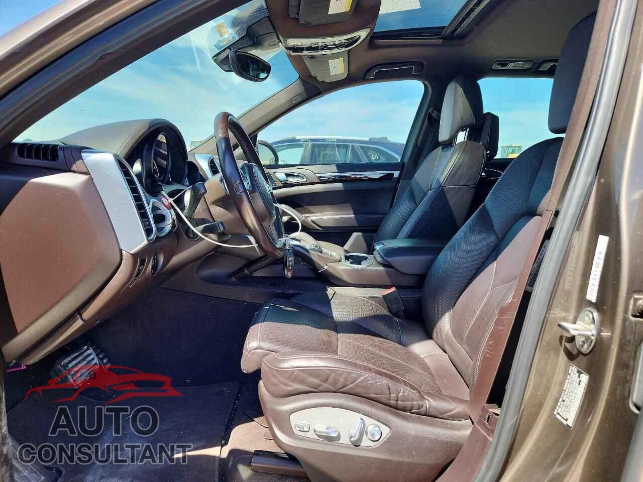 PORSCHE CAYENNE 2012 - WP1AA2A22CLA10043