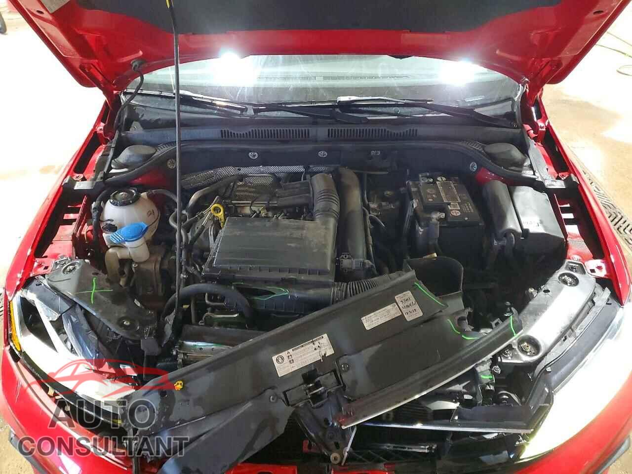 VOLKSWAGEN JETTA 2018 - 3VWDB7AJ8JM218016