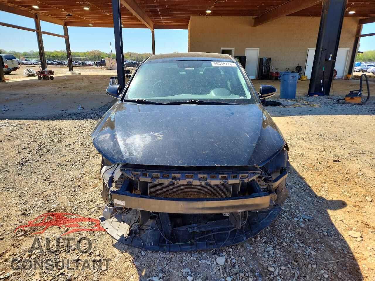 HYUNDAI ELANTRA 2018 - 5NPD84LF3JH303473