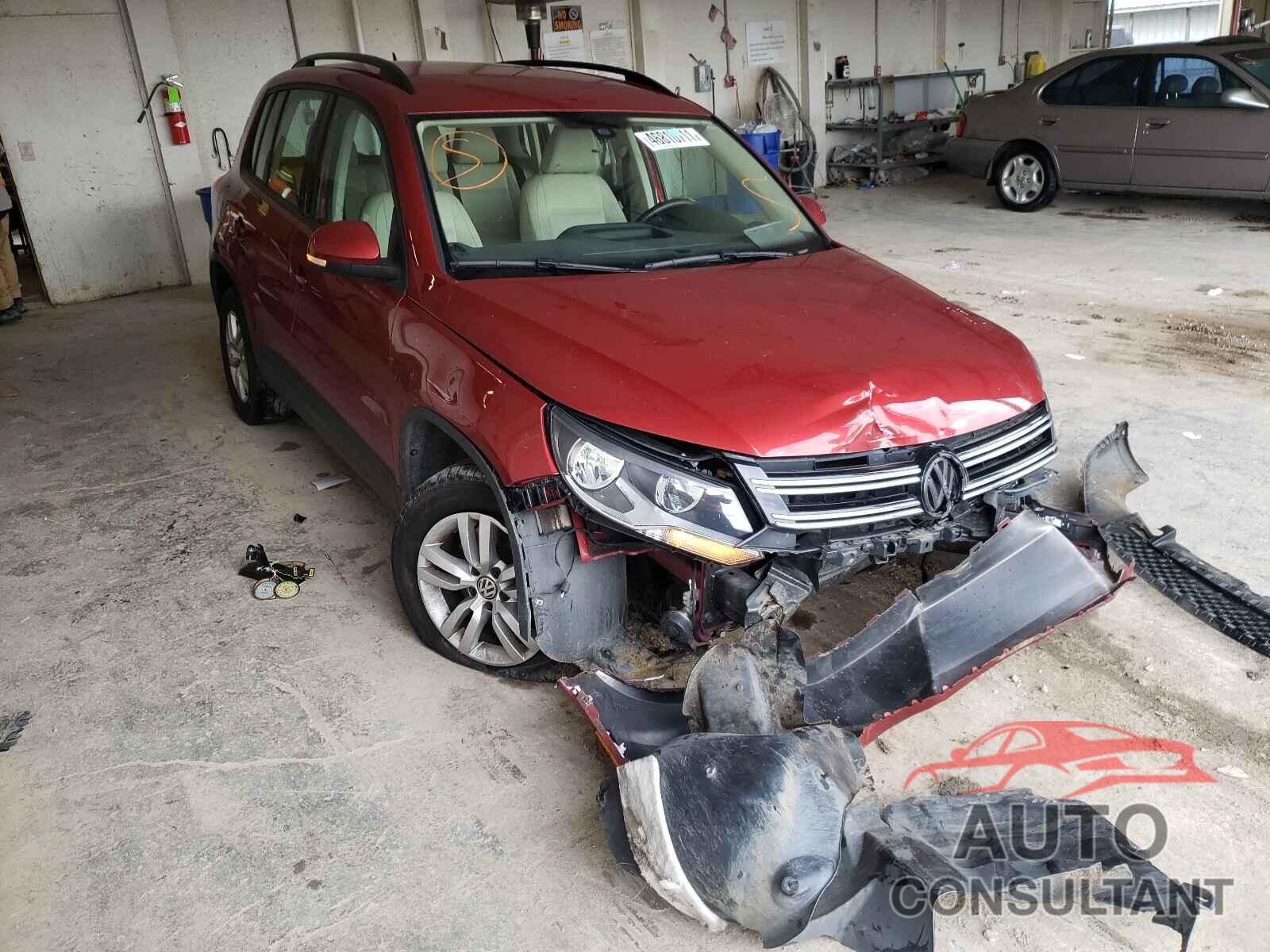 VOLKSWAGEN TIGUAN 2016 - WVGBV7AX3GW079715
