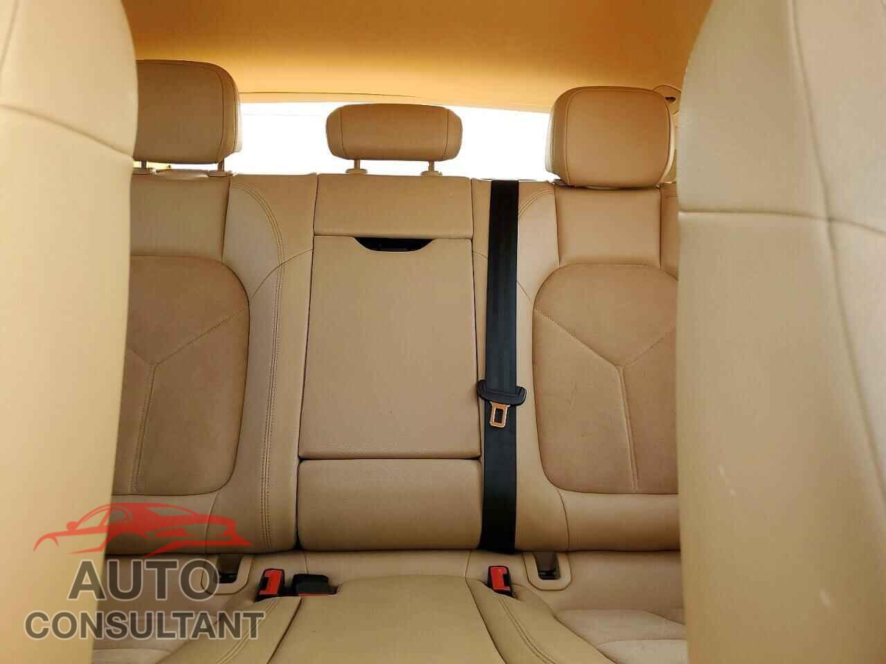 PORSCHE MACAN 2015 - WP1AB2A58FLB50142