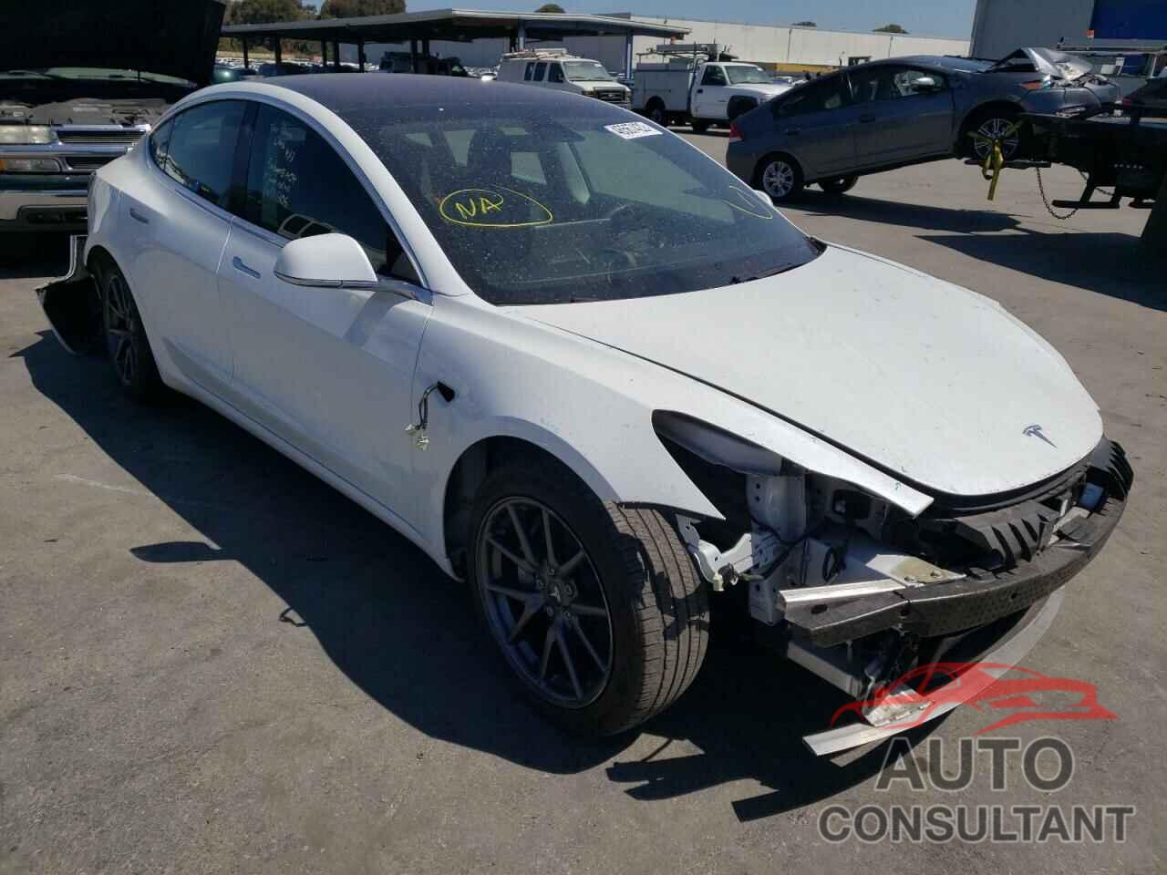 TESLA MODEL 3 2018 - 5YJ3E1EB2JF120819