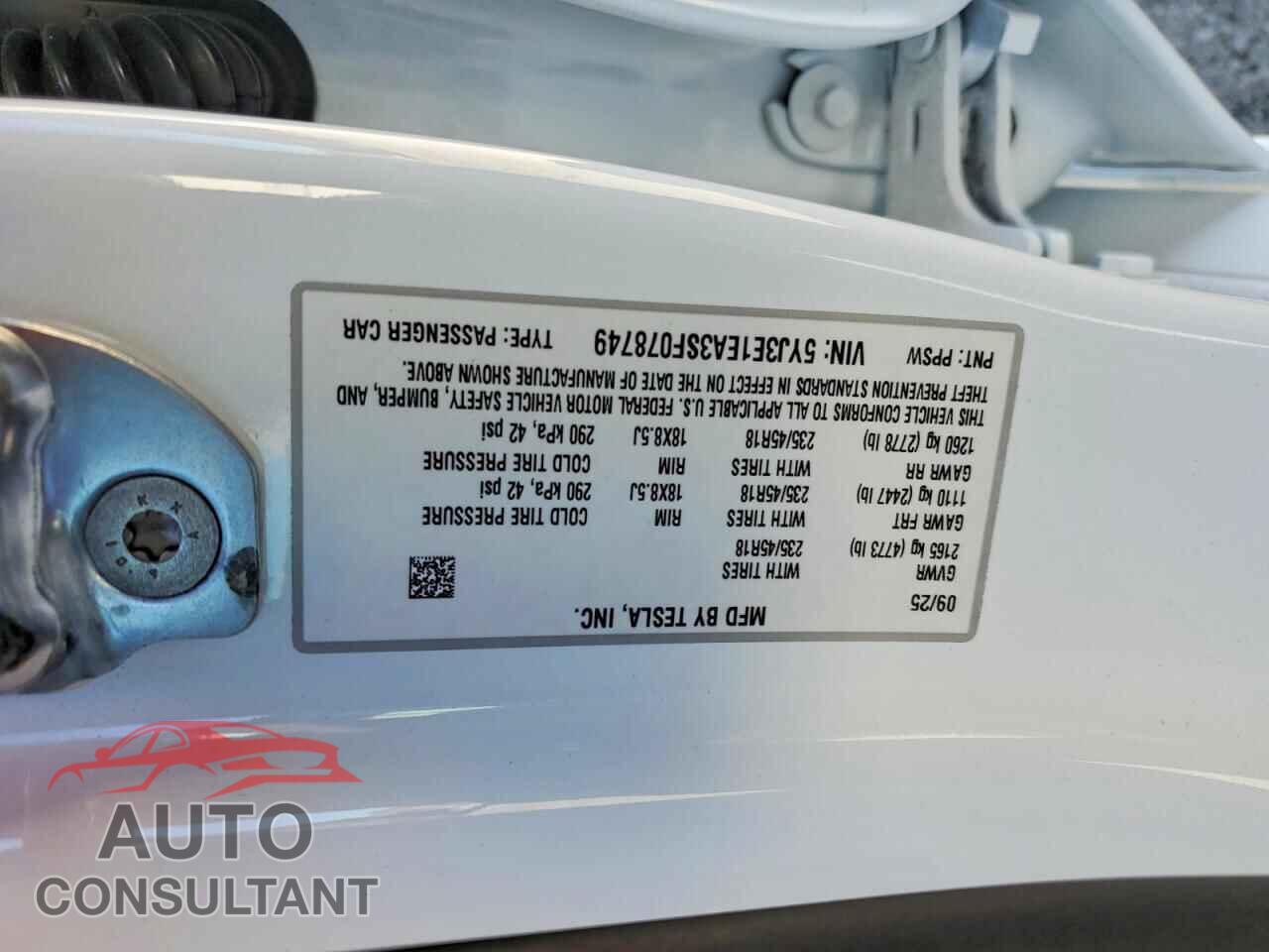 TESLA MODEL 3 2025 - 5YJ3E1EA3SF078749