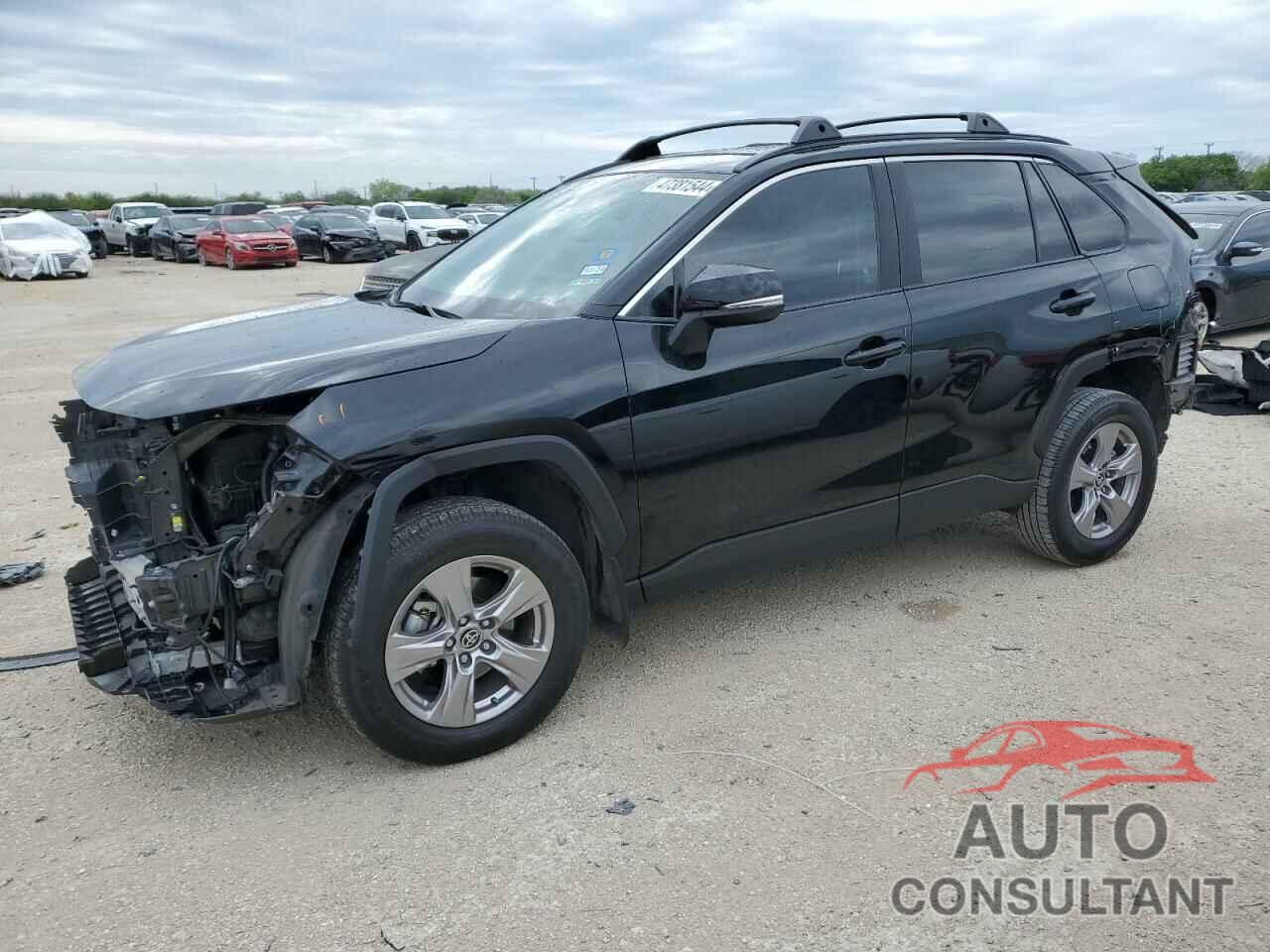 TOYOTA RAV4 2023 - 2T3W1RFV9PC214376