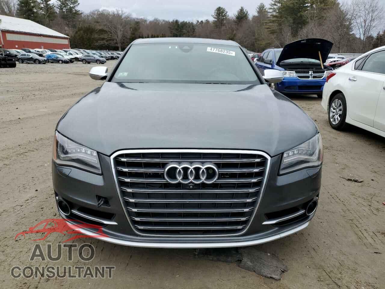 AUDI S8 2013 - WAUD2AFD4DN028188