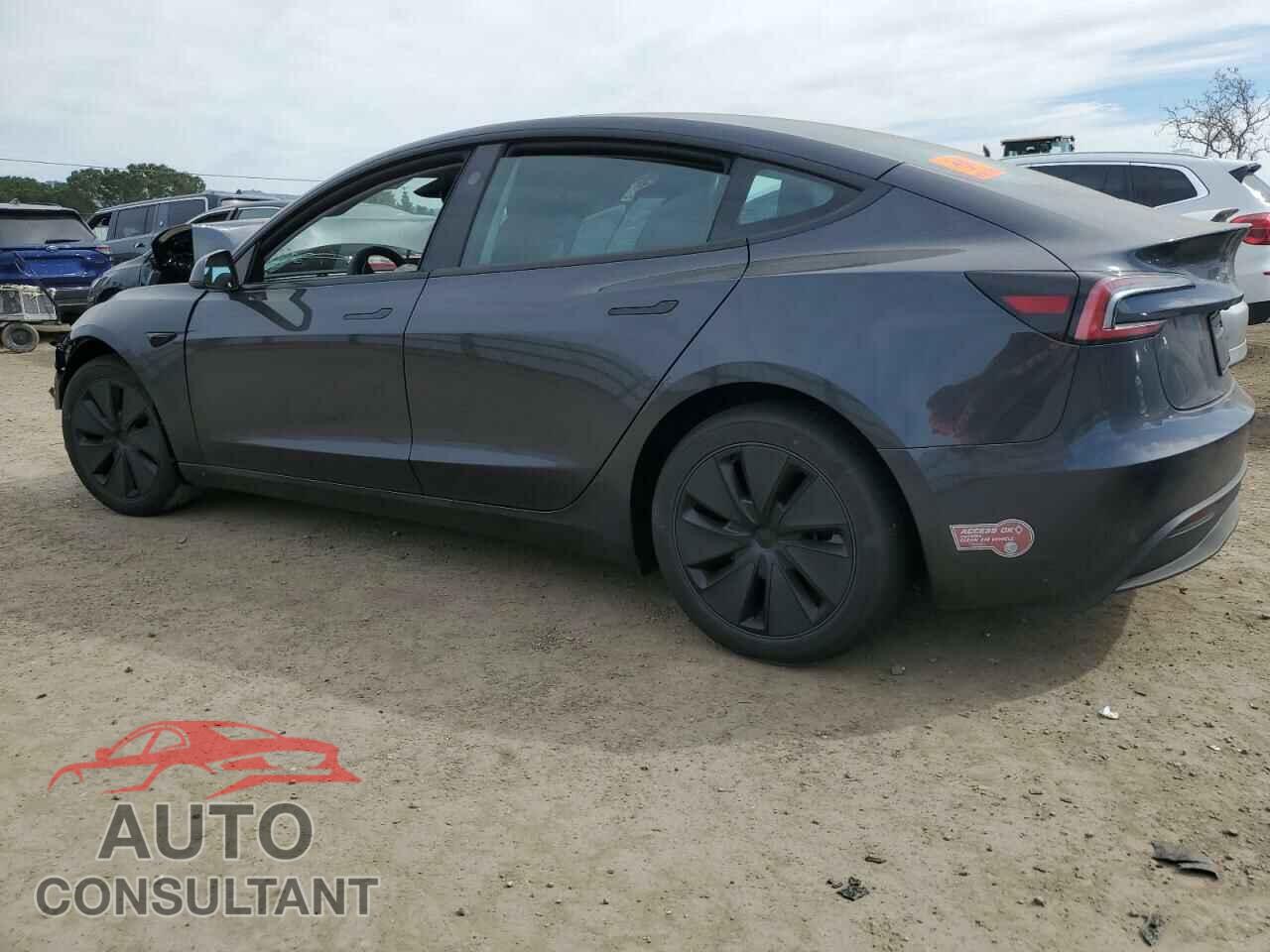 TESLA MODEL 3 2024 - 5YJ3E1EA8RF770614