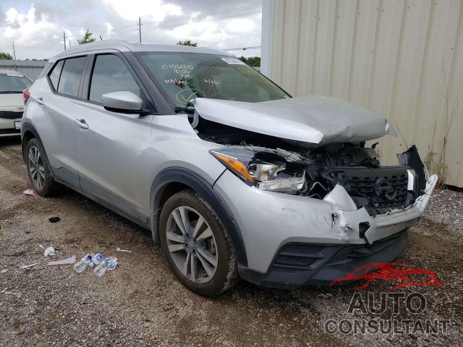NISSAN KICKS 2018 - 3N1CP5CU3JL538106