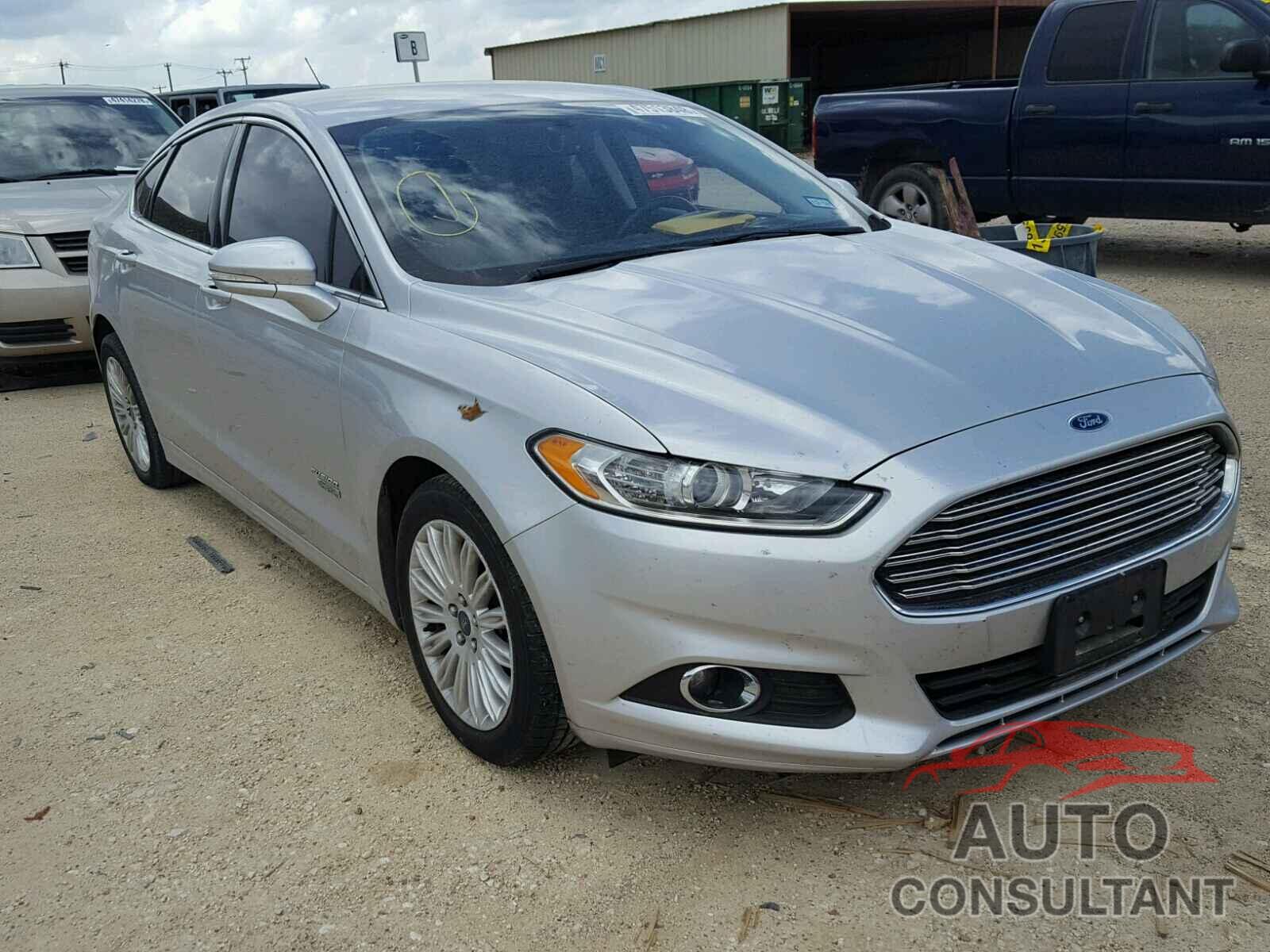 FORD FUSION 2015 - 3FA6P0PU9FR181922