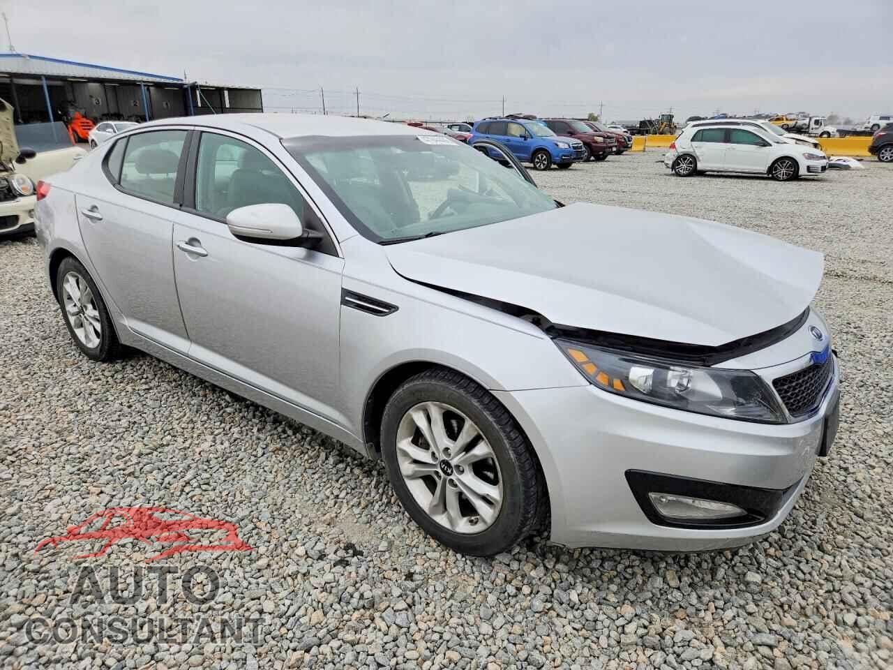 KIA OPTIMA 2011 - KNAGN4A76B5082256