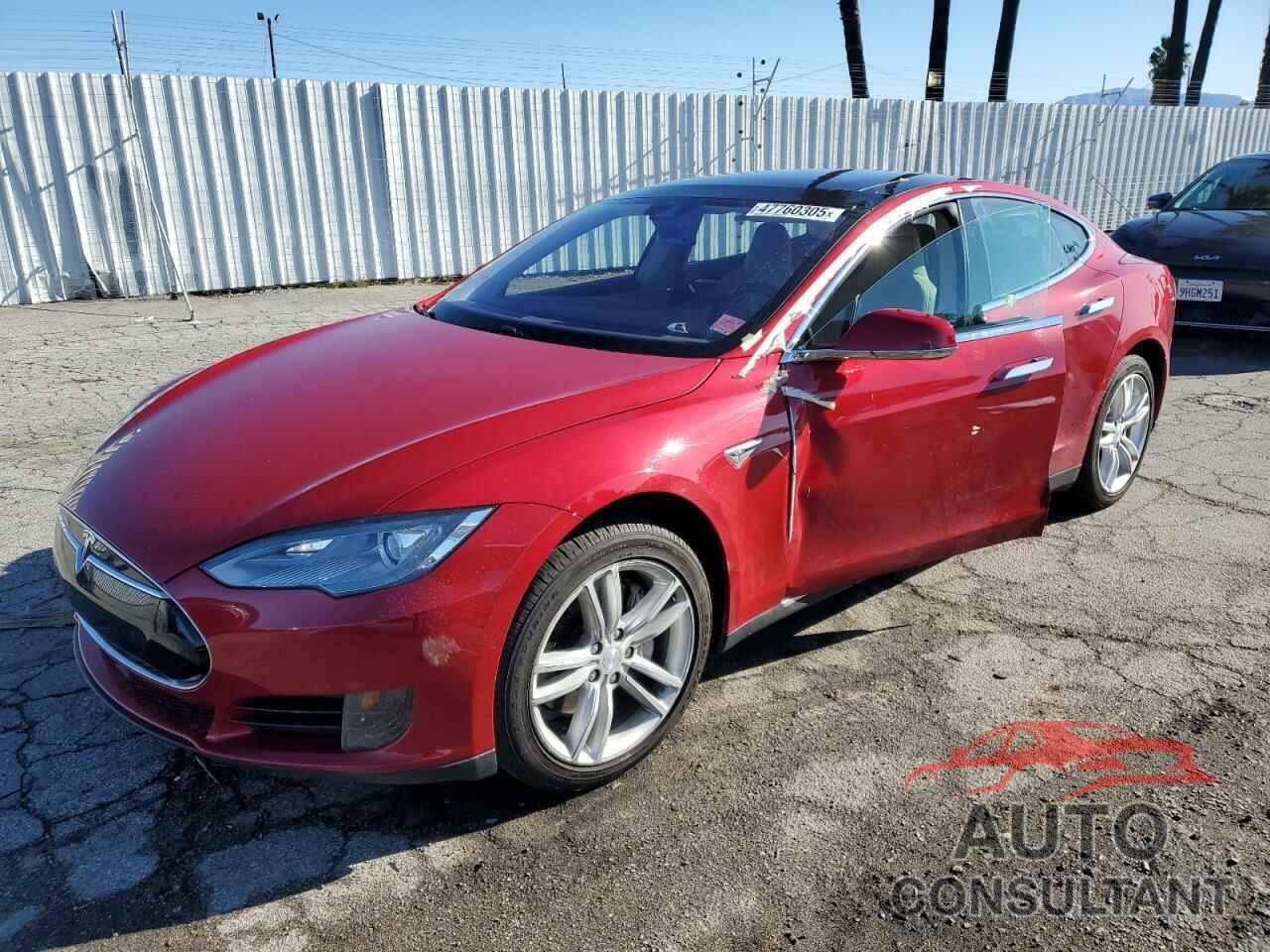TESLA MODEL S 2015 - 5YJSA1H14FF095911