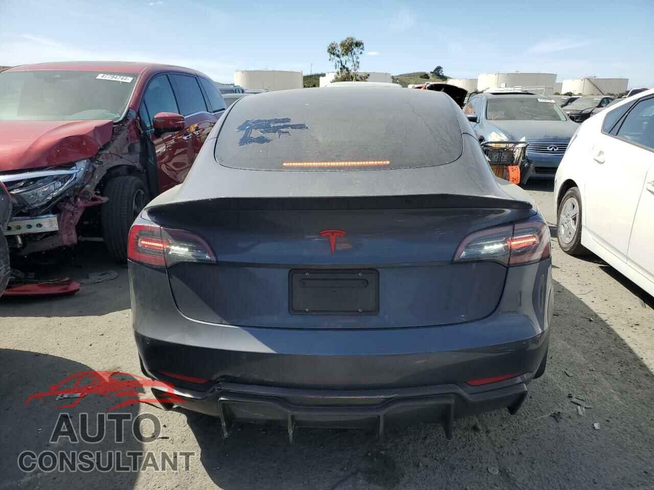 TESLA MODEL 3 2021 - 5YJ3E1EA9MF071050