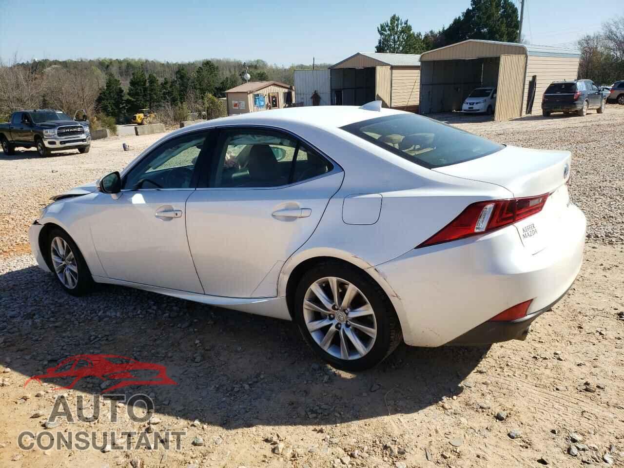 LEXUS IS 2016 - JTHBA1D21G5024892