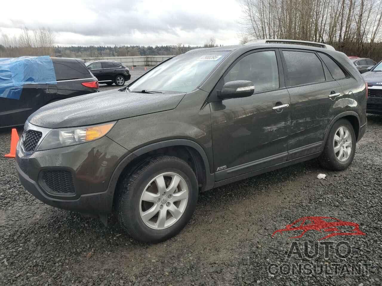 KIA SORENTO 2013 - 5XYKTDA28DG330959