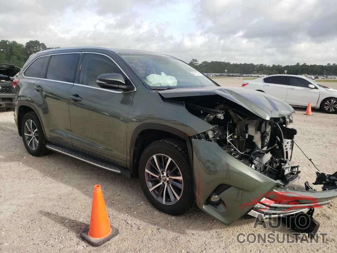 TOYOTA HIGHLANDER 2018 - 5TDKZRFH4JS280584