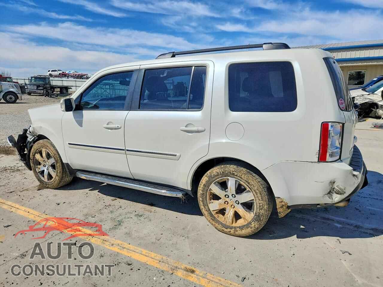 HONDA PILOT 2014 - 5FNYF4H94EB024452