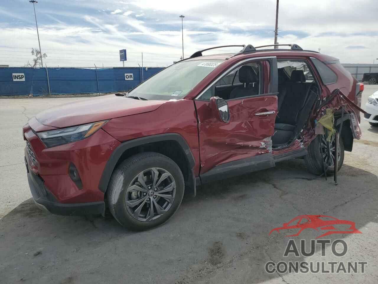 TOYOTA RAV4 2023 - JTMD6RFV3PD108266