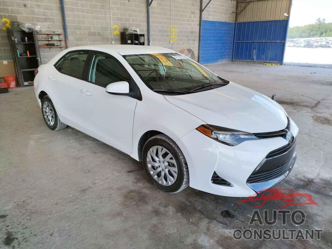 TOYOTA COROLLA 2018 - 5YFBURHE1JP792359