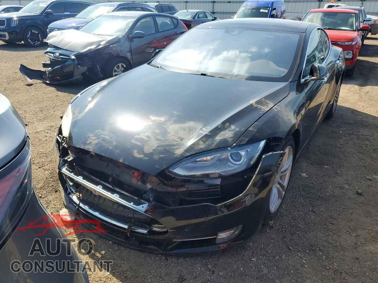 TESLA MODEL S 2015 - 5YJSA1E27FF101178