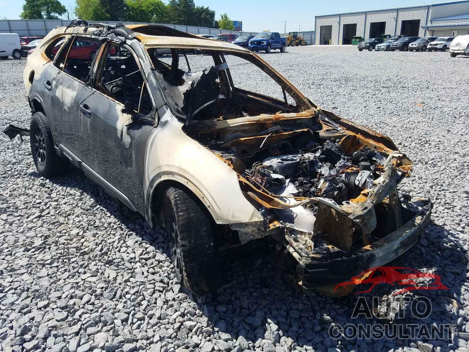 SUBARU OUTBACK 2021 - 4S4BTGLDXM3153878