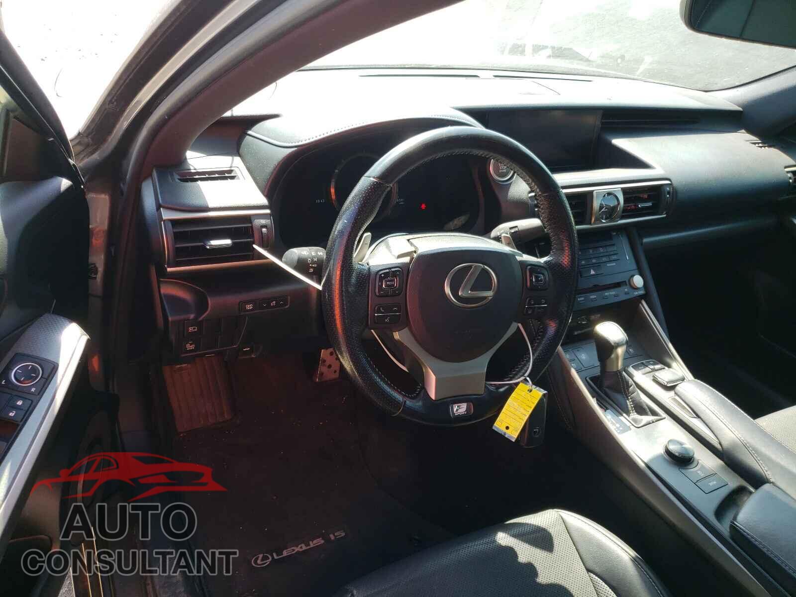 LEXUS IS 2017 - JTHCE1D20H5014297