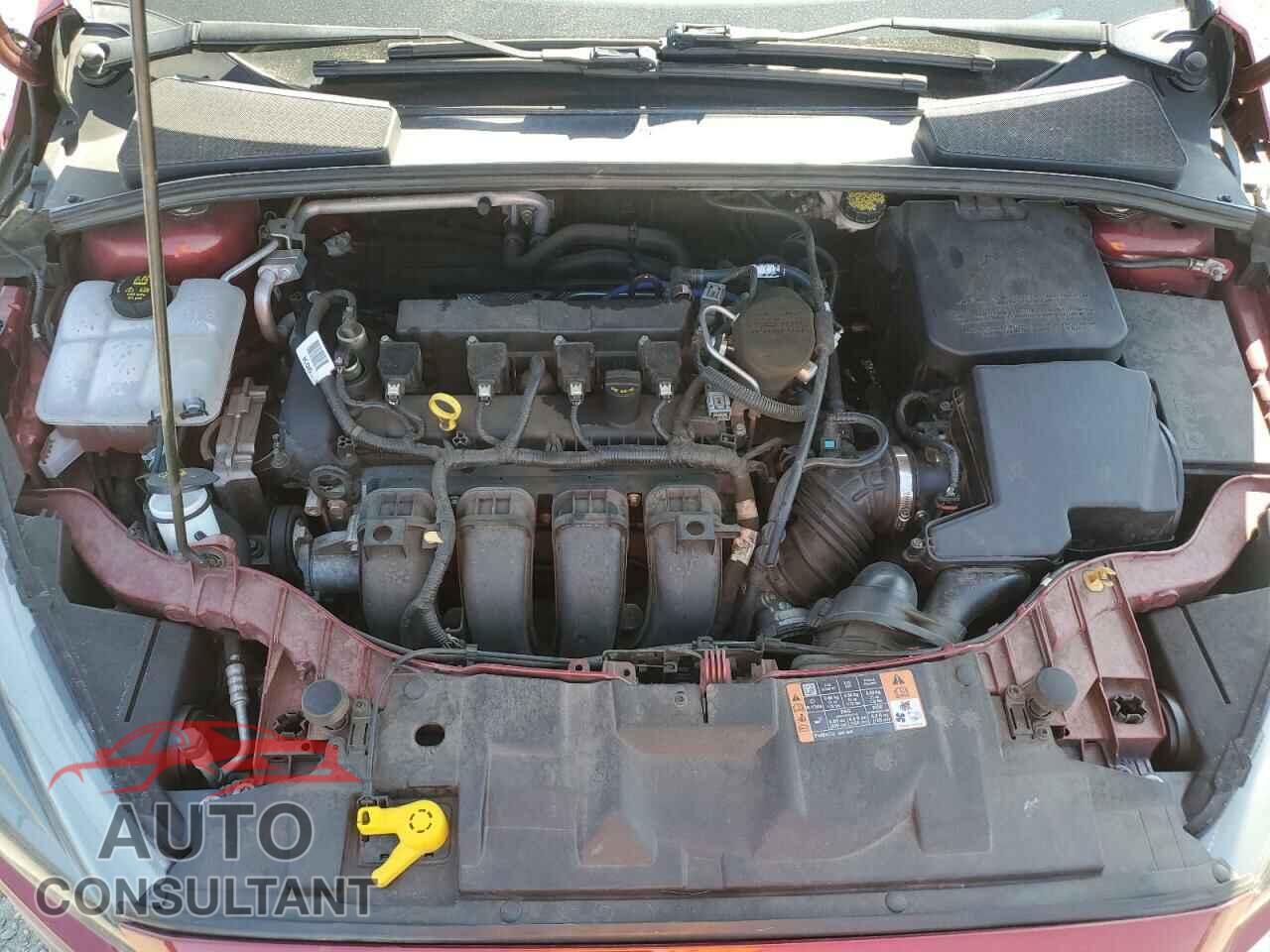 FORD FOCUS 2015 - 1FADP3K29FL293956