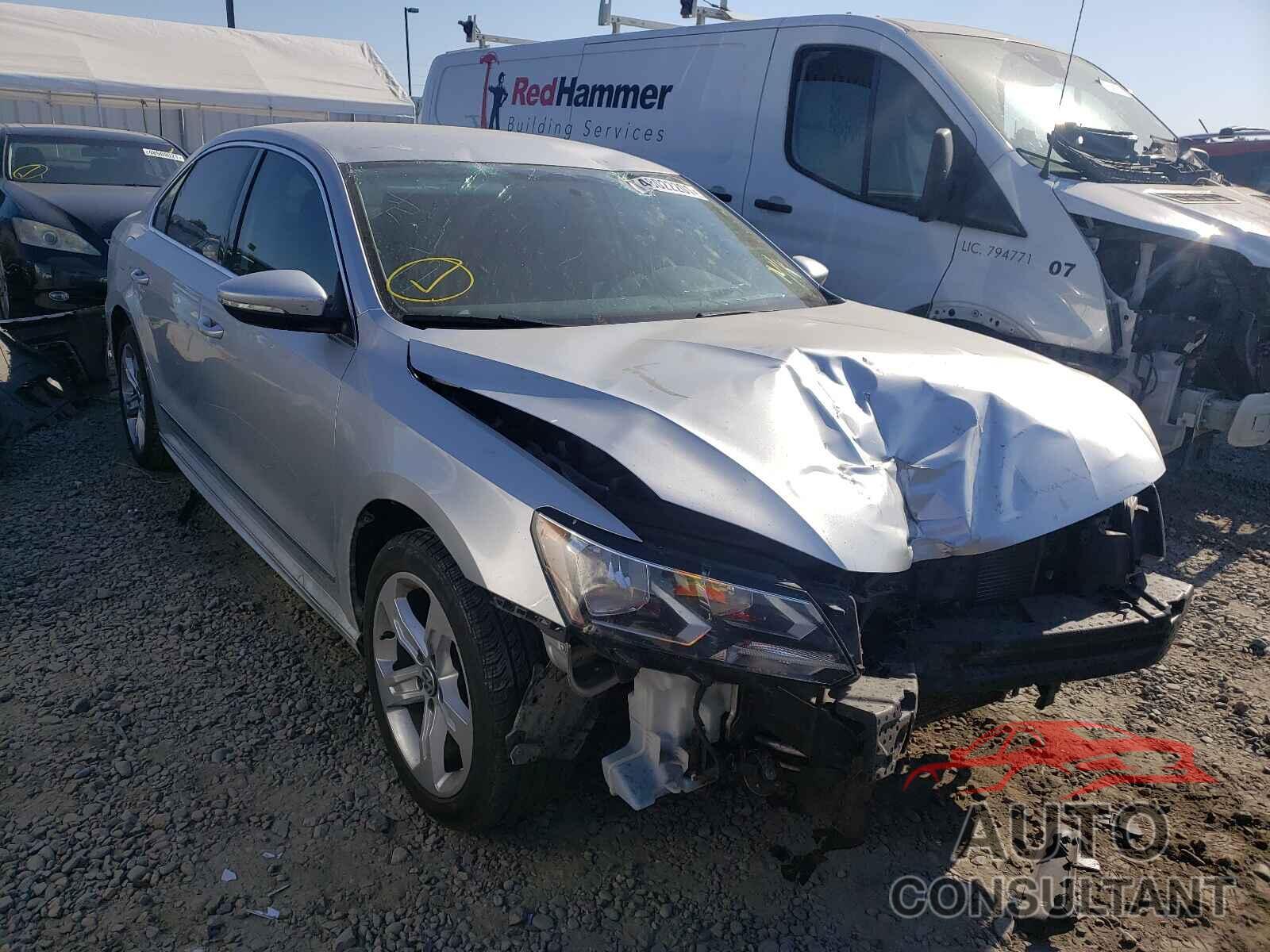 VOLKSWAGEN PASSAT 2016 - 1VWAT7A33GC053584
