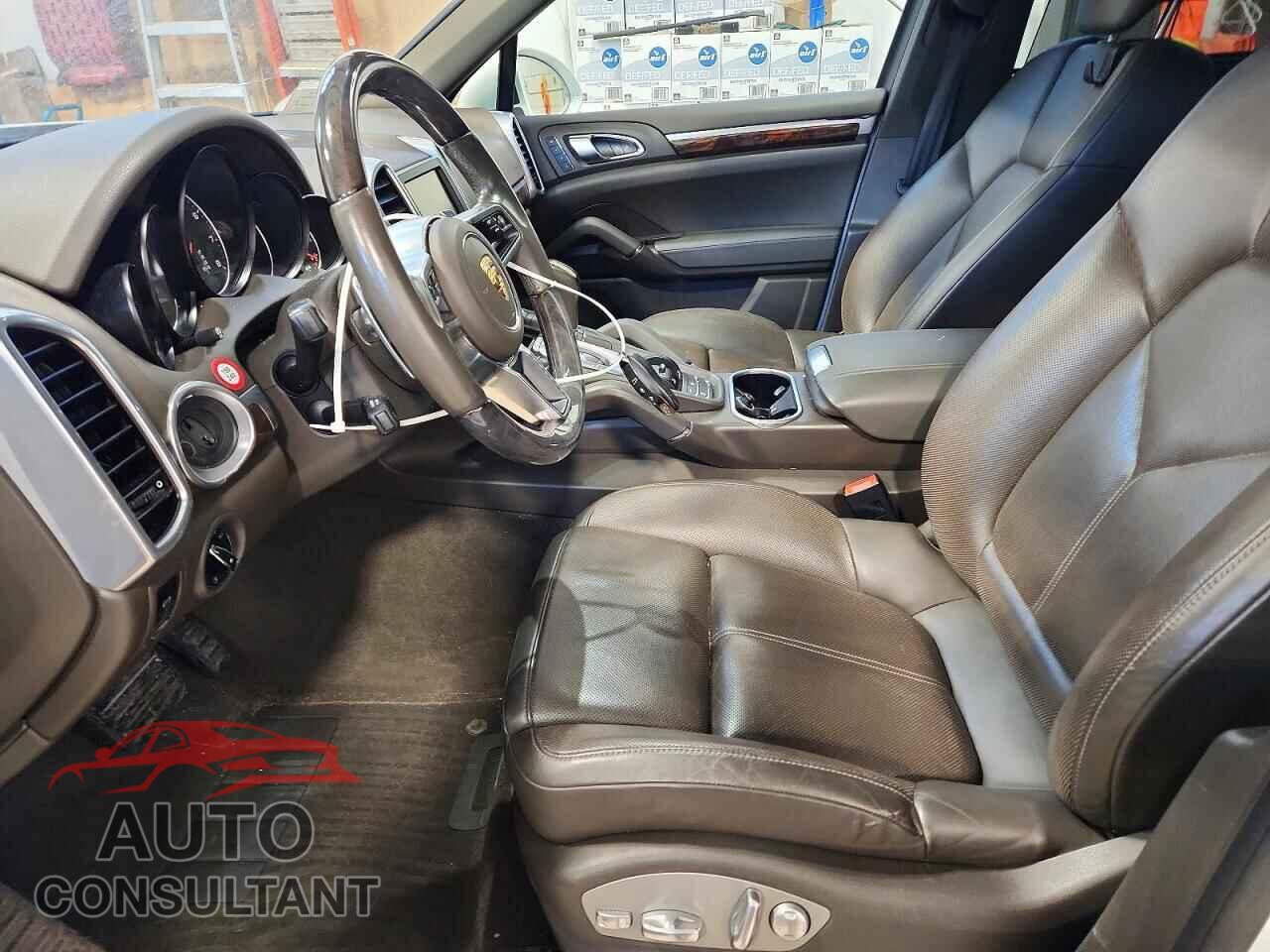 PORSCHE CAYENNE 2016 - WP1AA2A20GLA04621