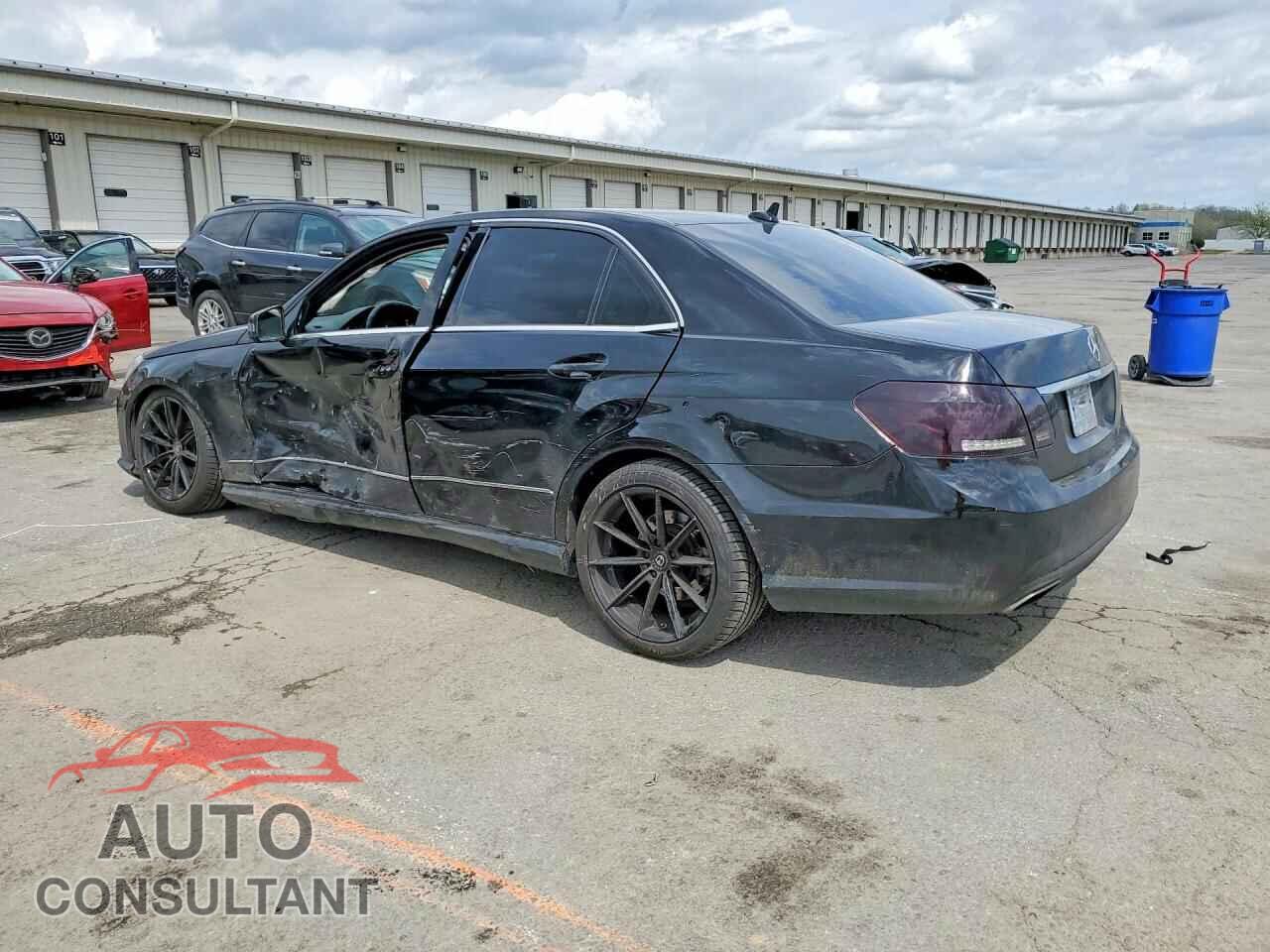 MERCEDES-BENZ E-CLASS 2011 - WDDHF5GB4BA426038