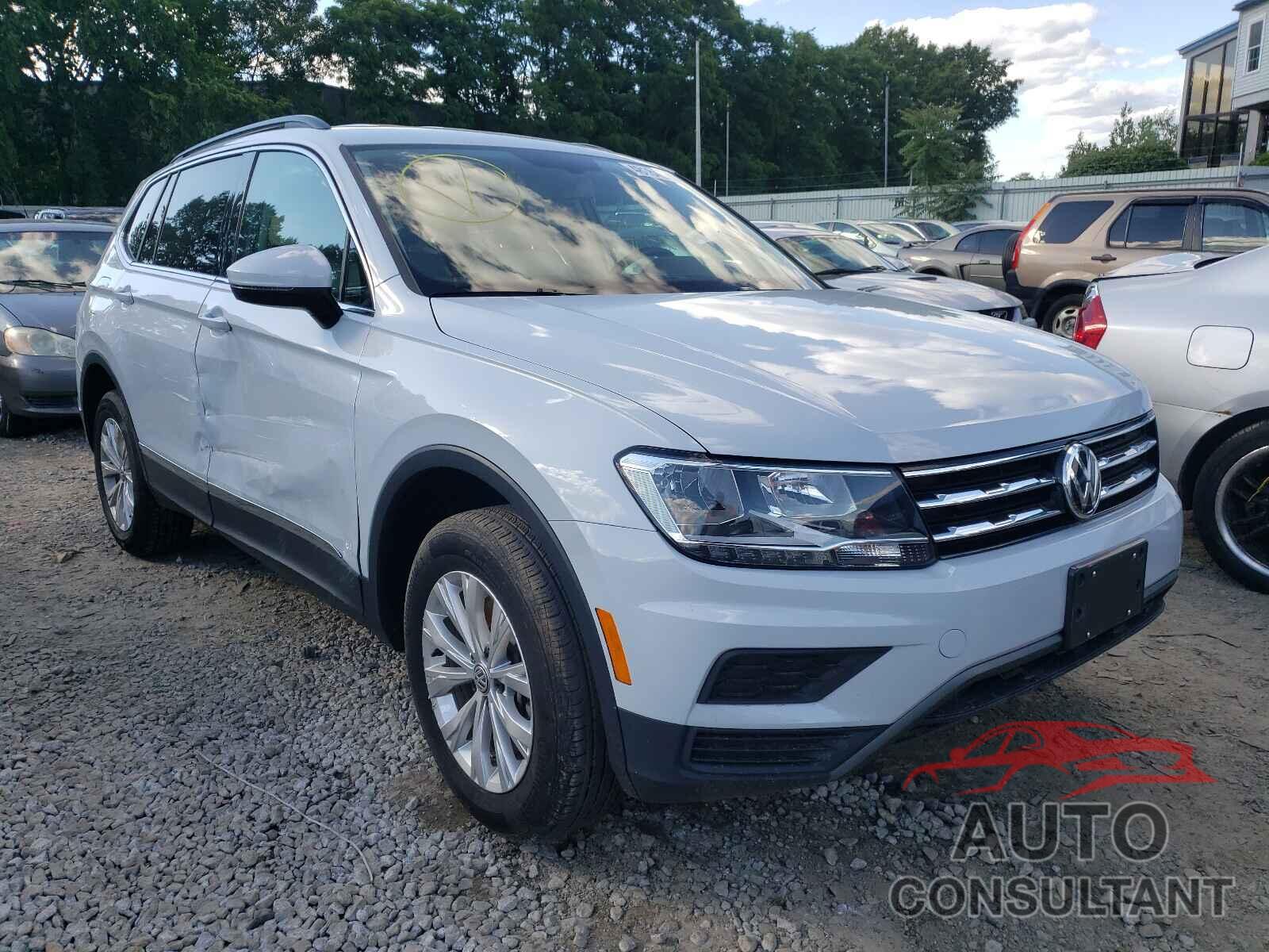 VOLKSWAGEN TIGUAN 2018 - 3VV2B7AX7JM162201