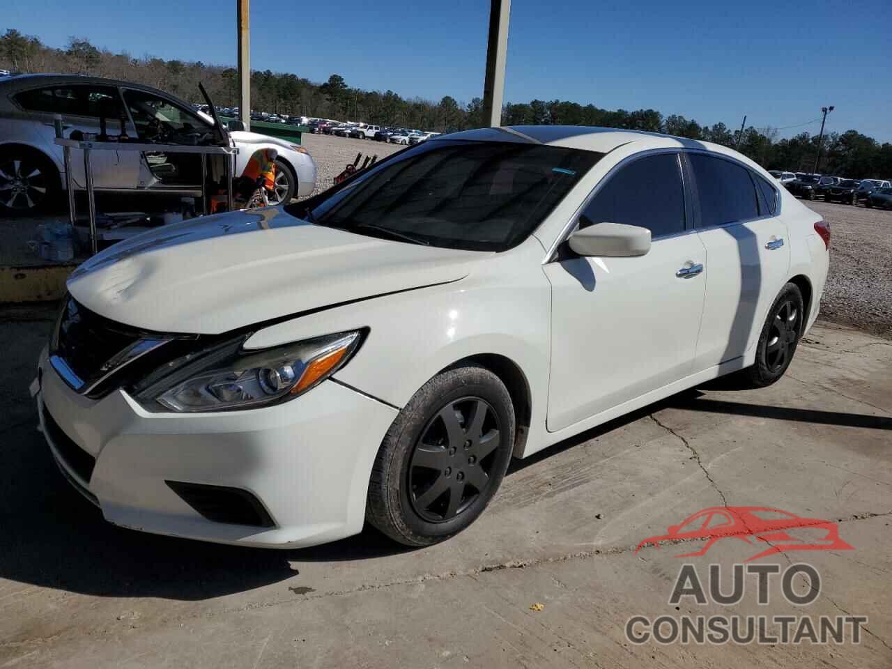 NISSAN ALTIMA 2018 - 1N4AL3AP8JC167320