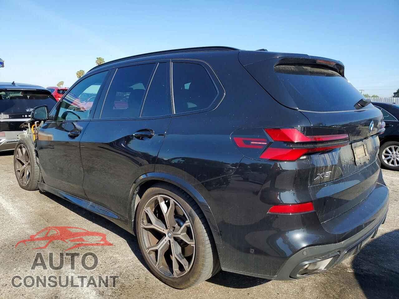 BMW X5 2025 - 5UX43EU04S9X77889