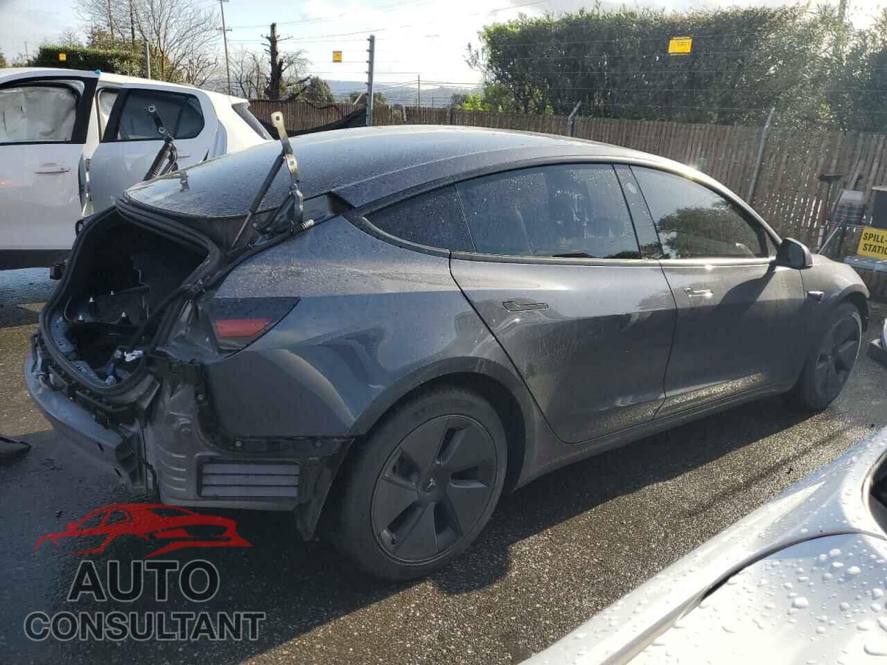 TESLA MODEL 3 2023 - 5YJ3E1EA0PF677275