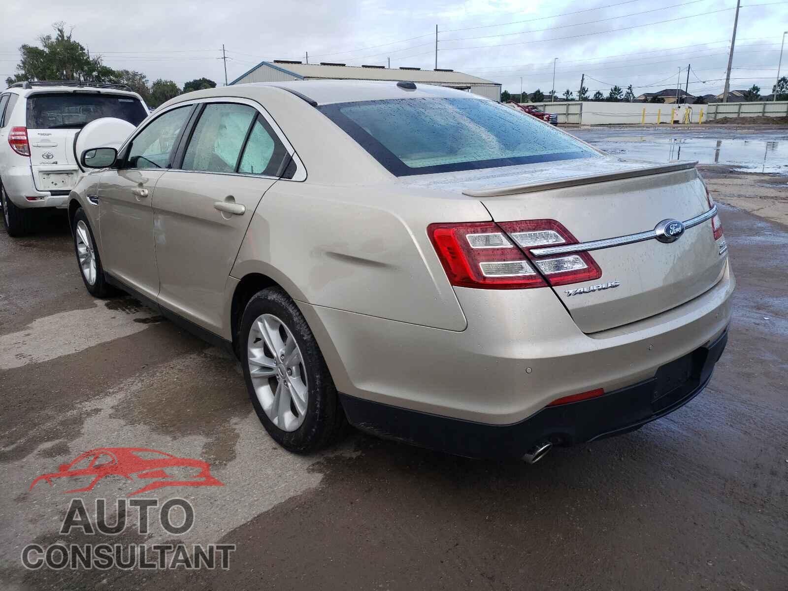 FORD TAURUS 2017 - 1FAHP2E86HG106230