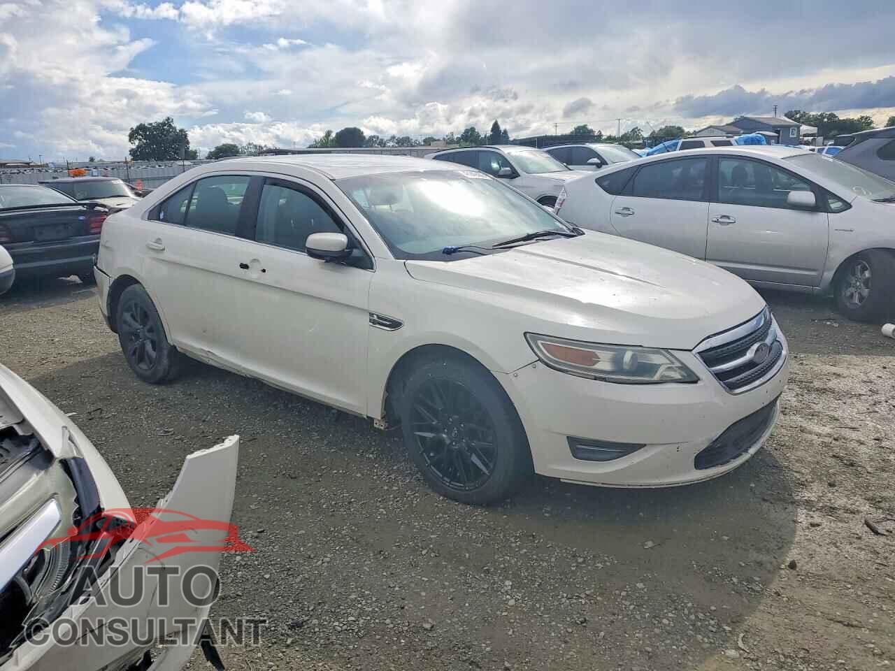 FORD TAURUS 2011 - 1FAHP2EW7BG182299