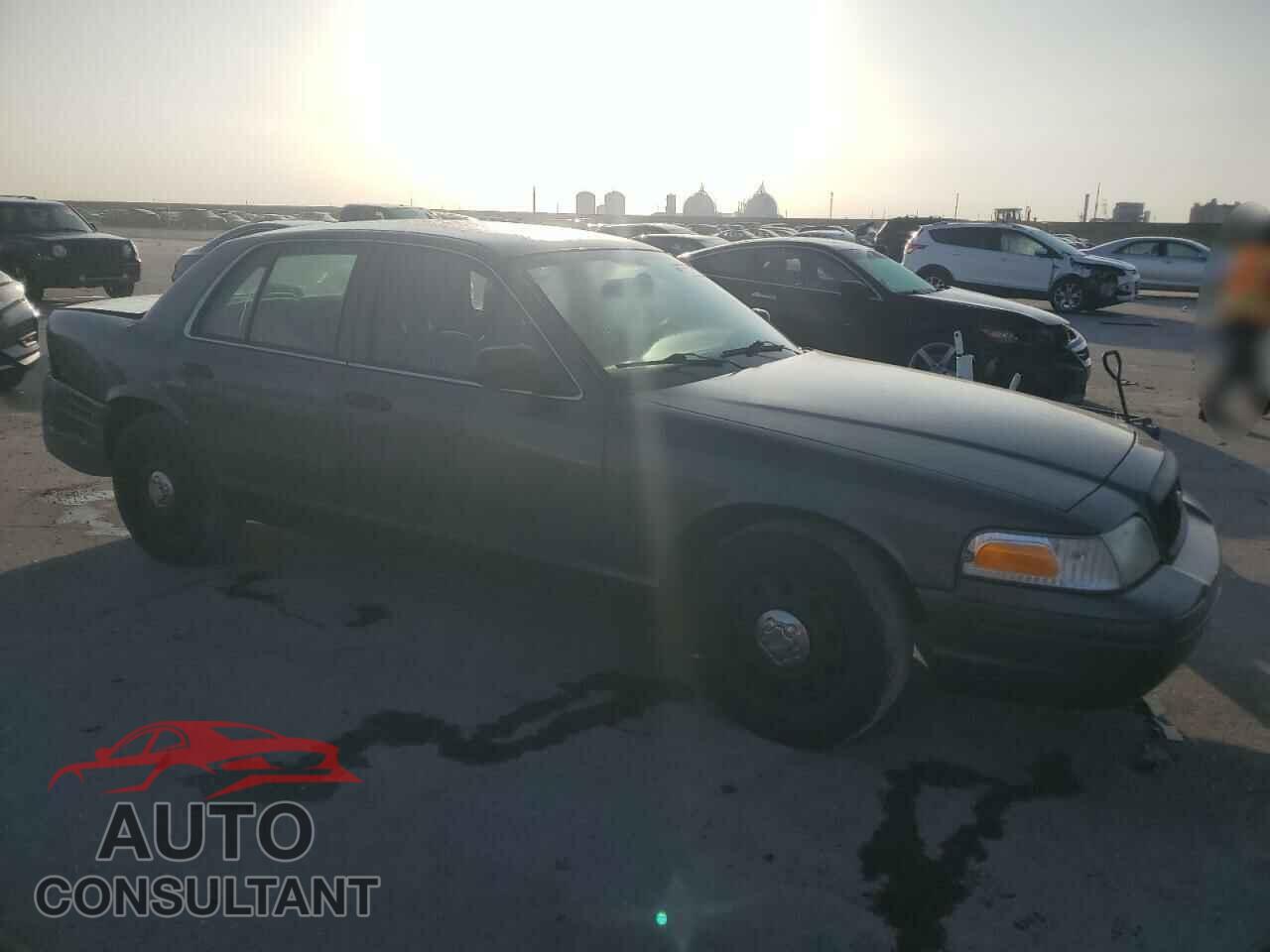 FORD CROWN VIC 2011 - 2FABP7BV2BX135366