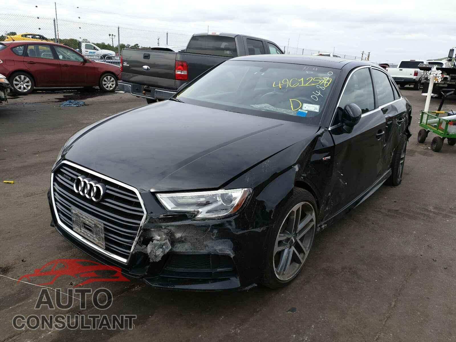 AUDI A3 2017 - WAUJ8GFF3H1048340